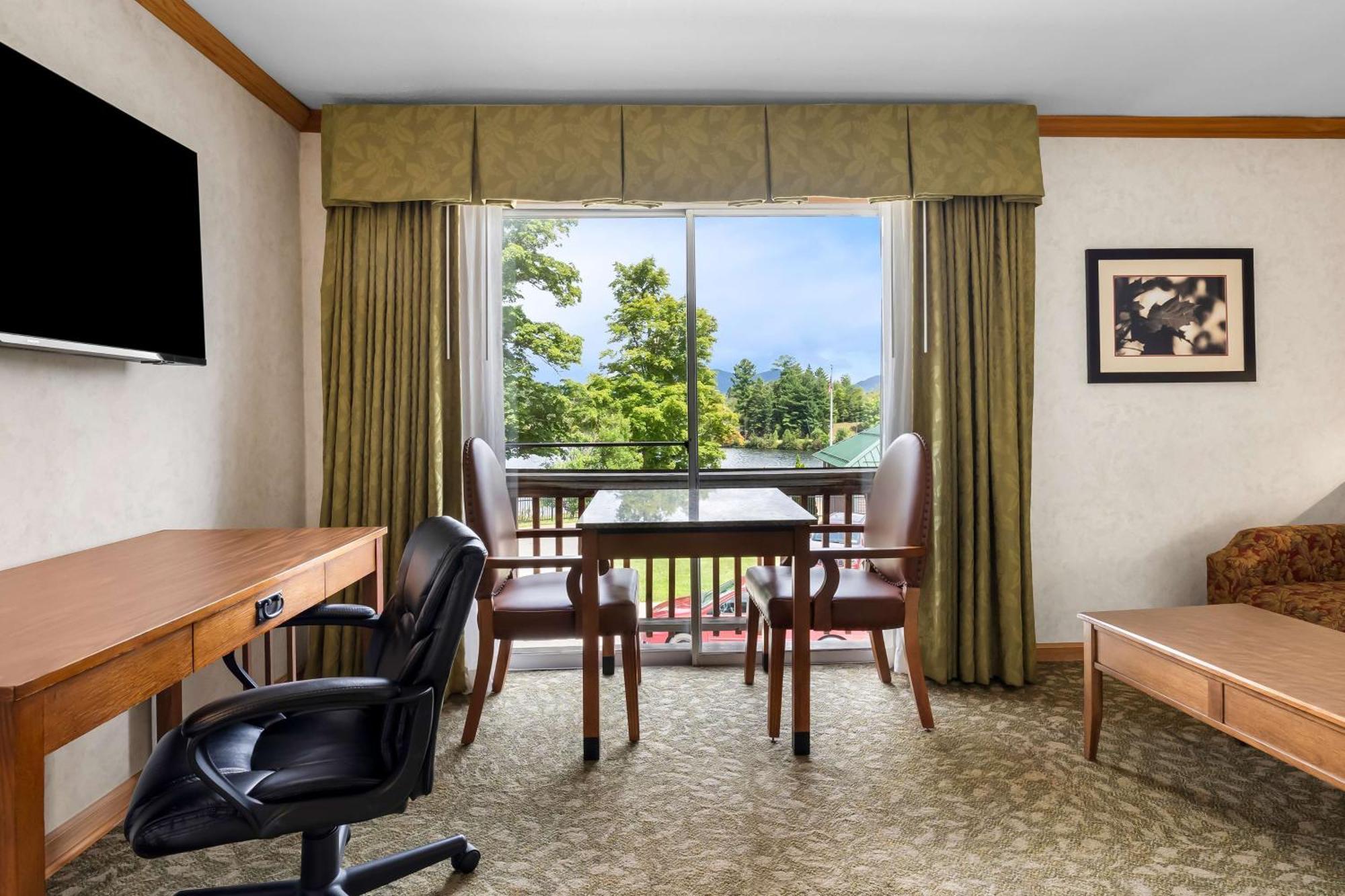 Best Western Adirondack Inn Lake Placid Exterior photo